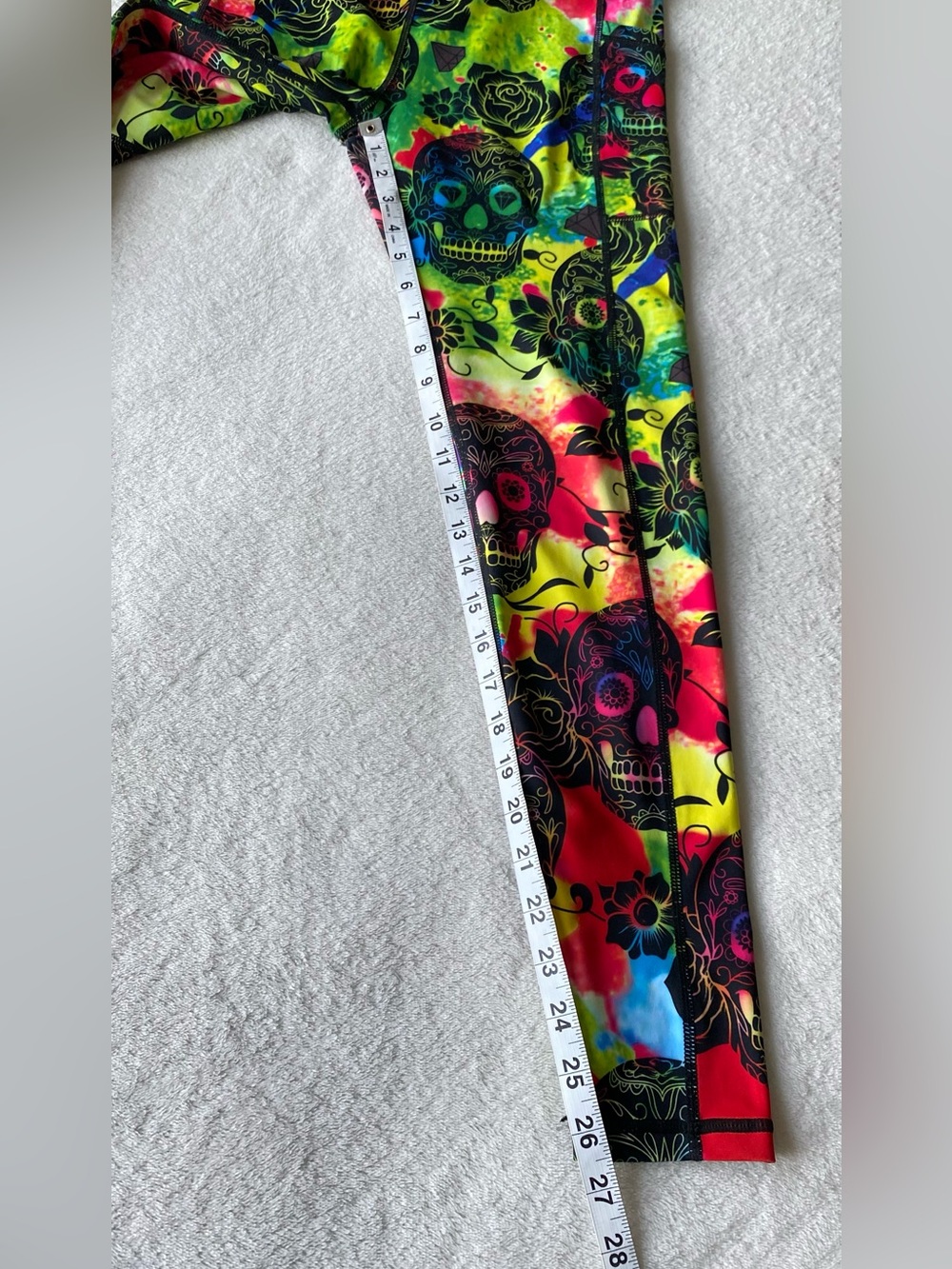 Constantly Varied Gear TIE DYE SKULL LEGGINGS Medium - Picture 13 of 16